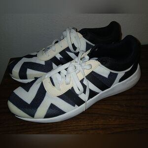 NEW Adidas Cloudfoam Black White Geometric Running Sneakers Size 9